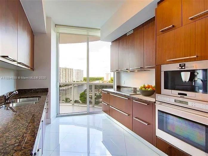 15901 Collins Ave #705, Sunny Isles Beach FL 33160