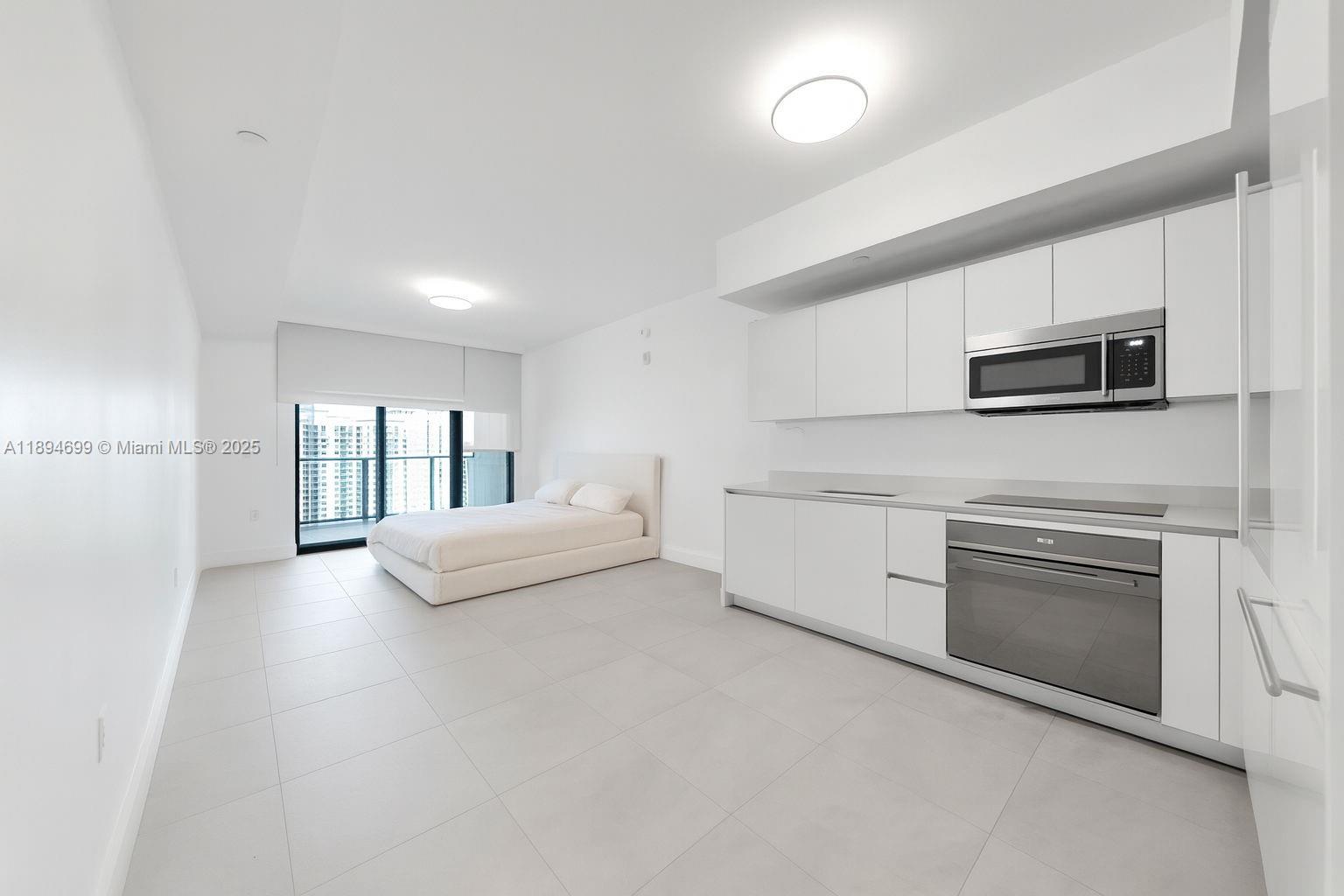 1010 Brickell Ave #3210, Miami FL 33131