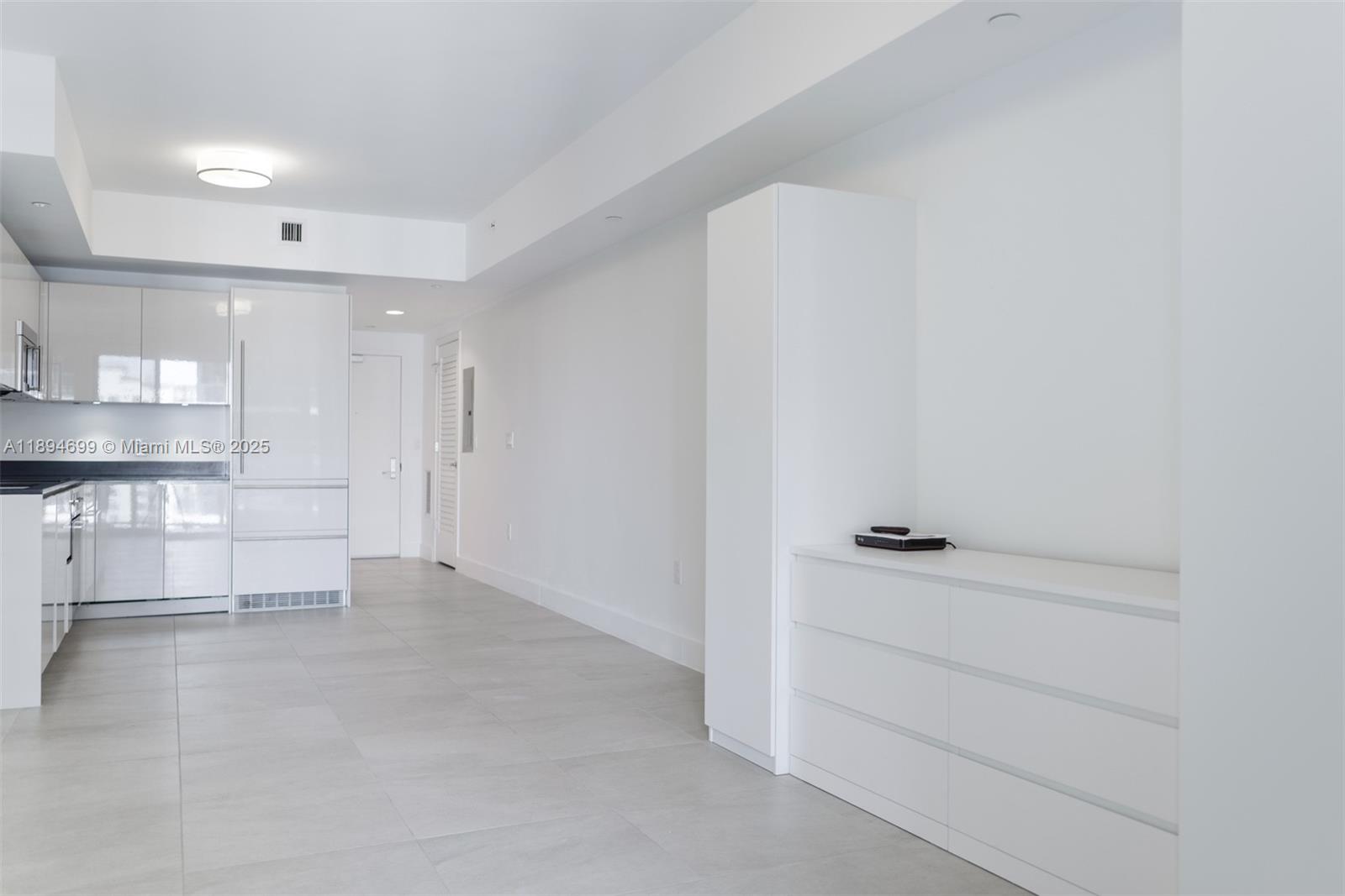 1010 Brickell Ave #3210, Miami FL 33131