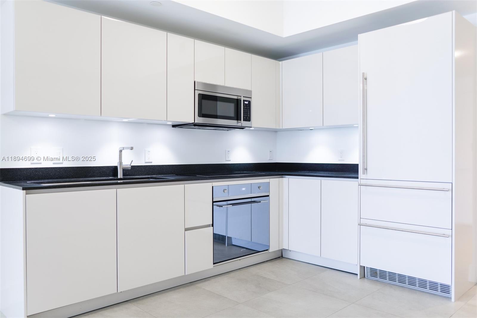1010 Brickell Ave #3210, Miami FL 33131