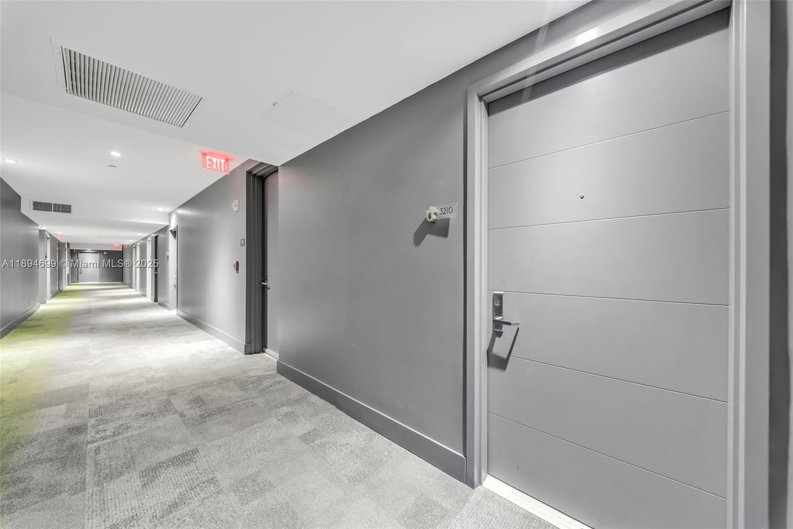 1010 Brickell Ave #3210, Miami FL 33131