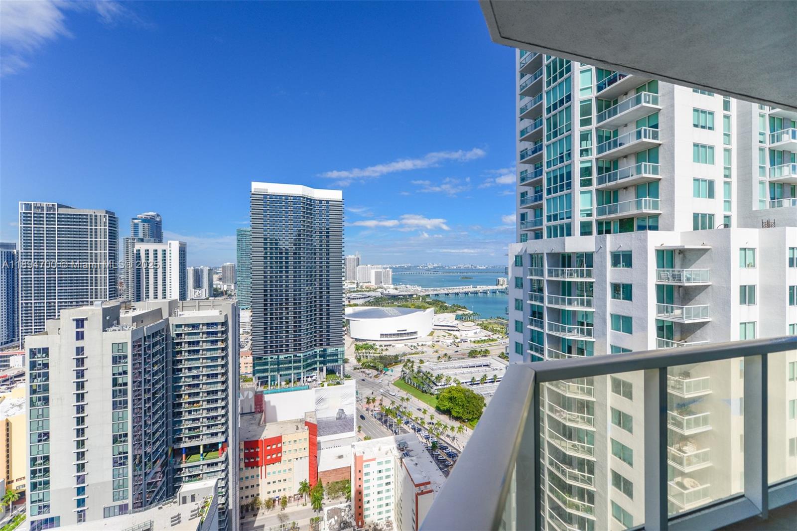 253 NE 2nd St #3902, Miami FL 33132