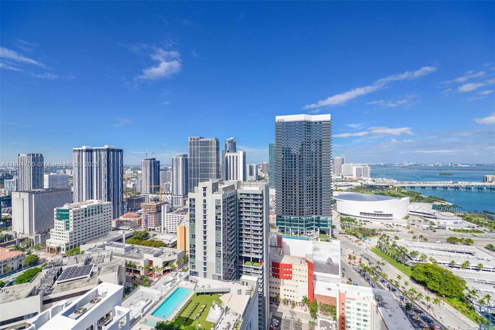253 NE 2nd St #3902, Miami FL 33132
