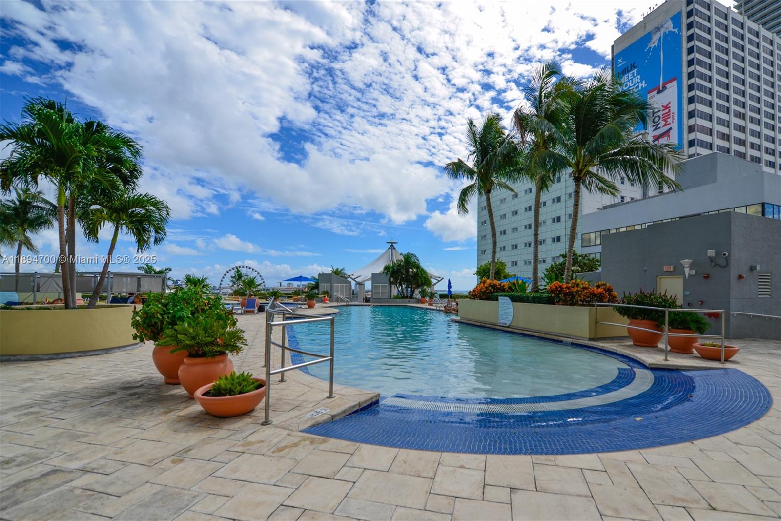 253 NE 2nd St #3902, Miami FL 33132