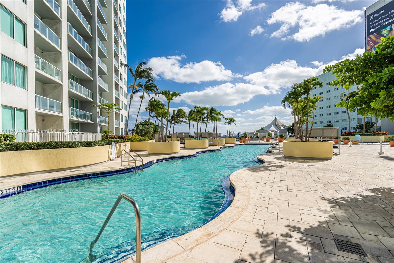 253 NE 2nd St #3902, Miami FL 33132