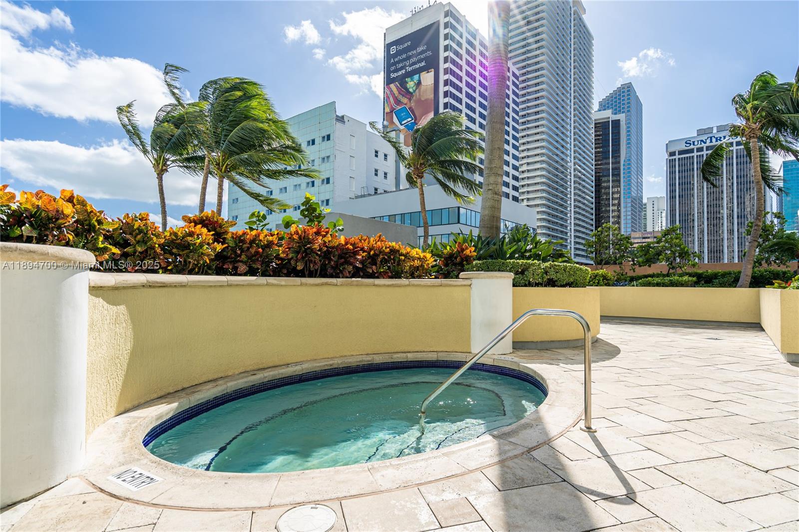 253 NE 2nd St #3902, Miami FL 33132