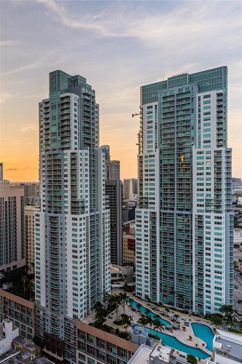 253 NE 2nd St #3902, Miami FL 33132