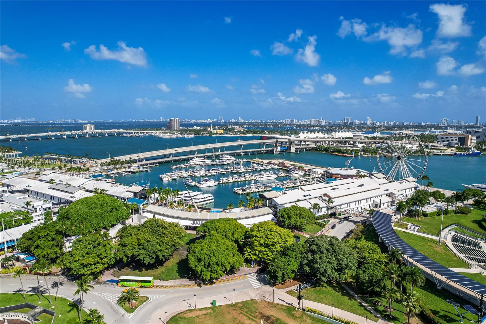 253 NE 2nd St #3902, Miami FL 33132
