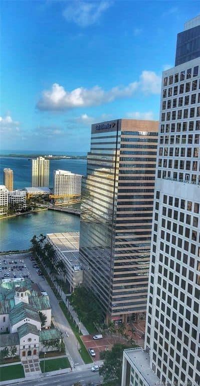 55 SE 6th St #4004, Miami FL 33131