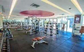 55 SE 6th St #4004, Miami FL 33131