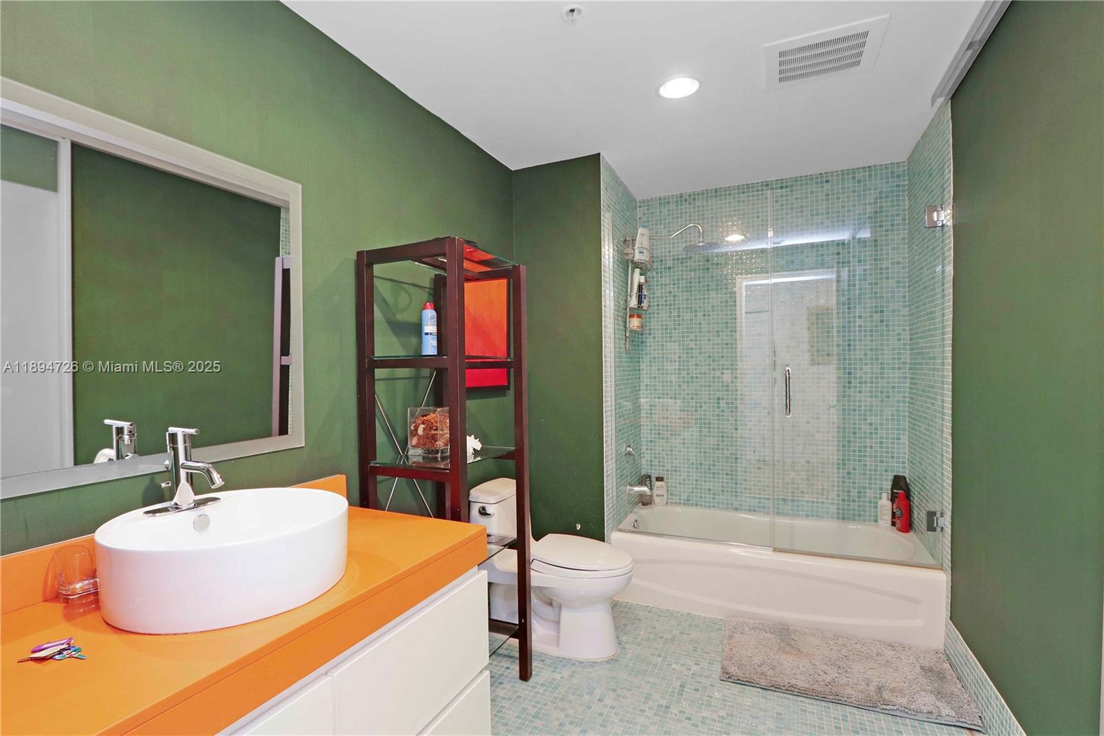 10 Aragon Ave #706, Coral Gables FL 33134