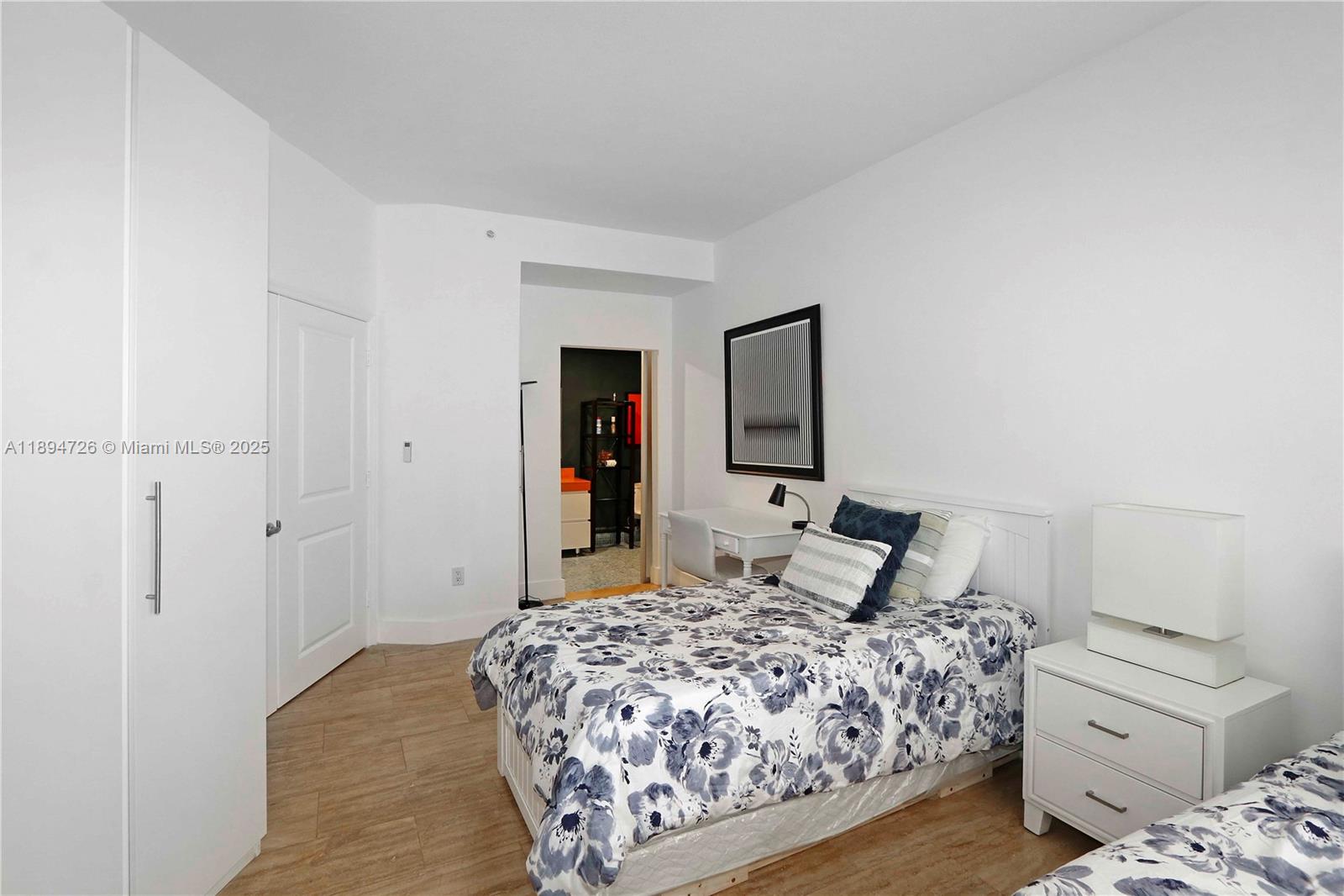 10 Aragon Ave #706, Coral Gables FL 33134