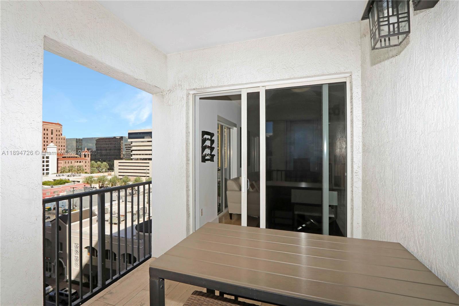 10 Aragon Ave #706, Coral Gables FL 33134