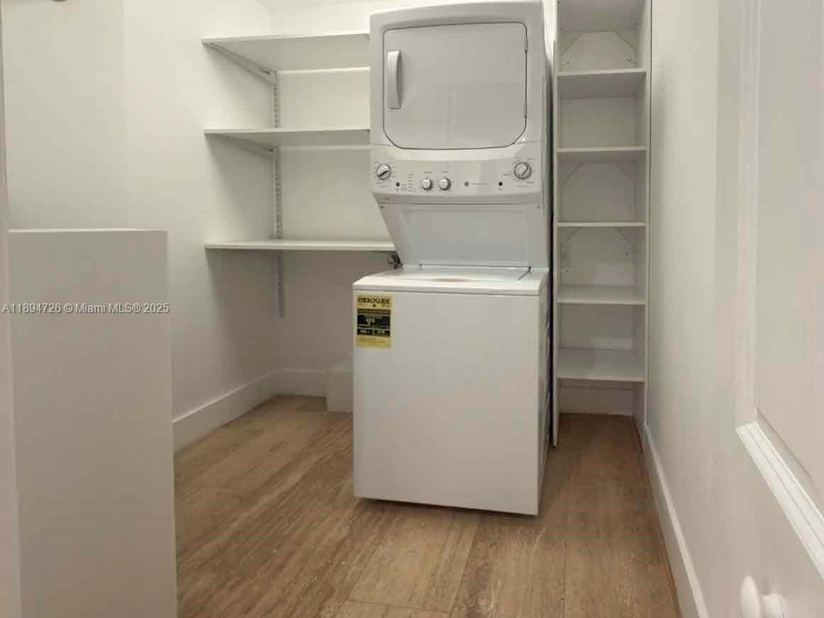 10 Aragon Ave #706, Coral Gables FL 33134