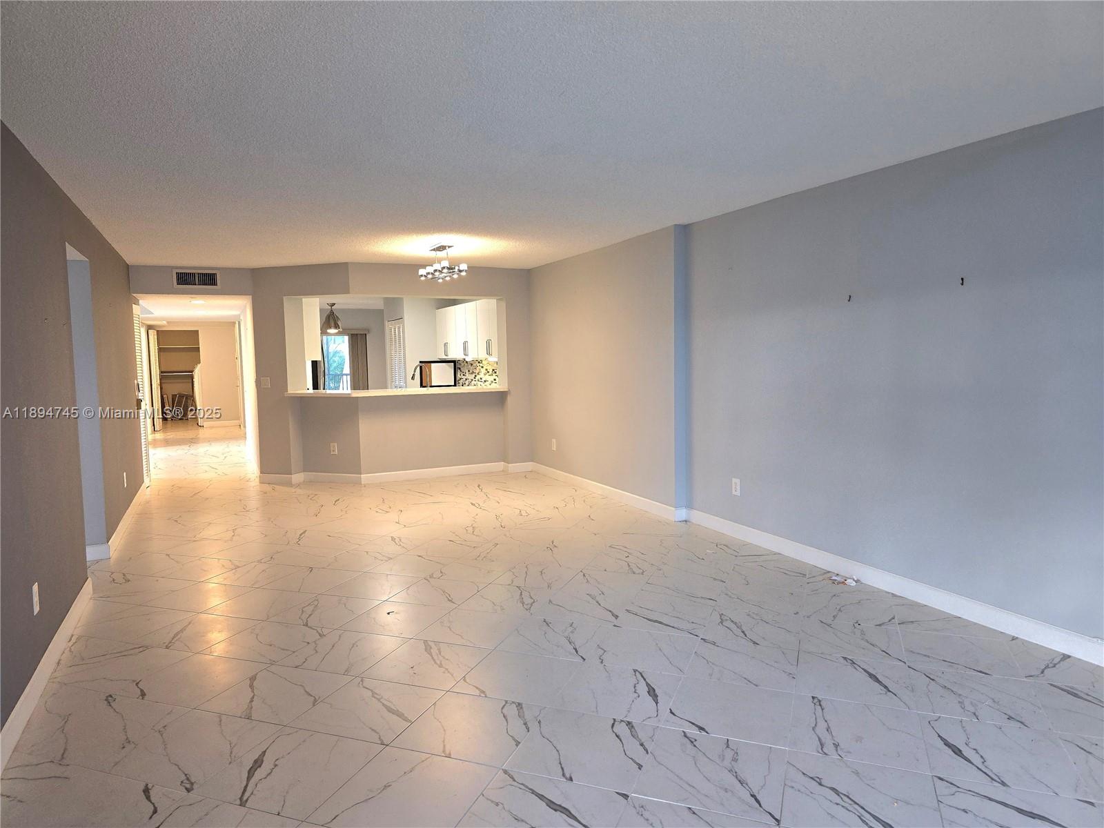 7440 Granville Dr #213, Tamarac FL 33321