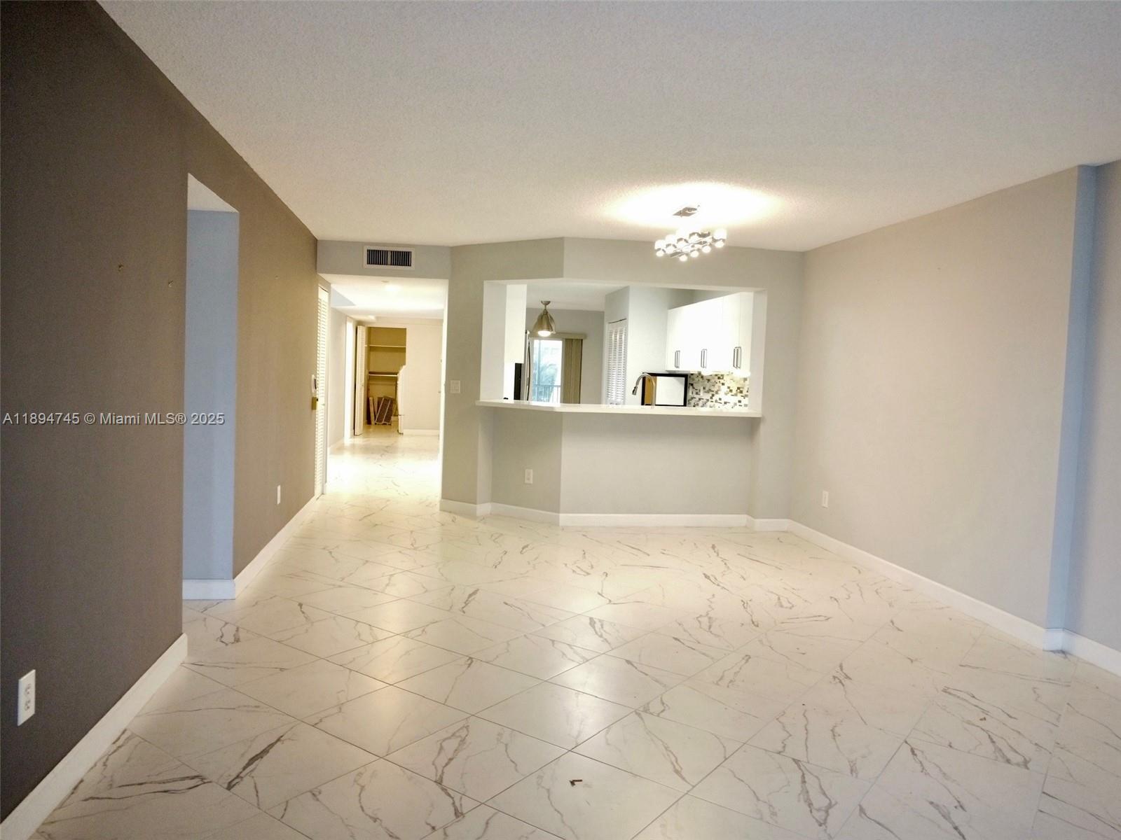 7440 Granville Dr #213, Tamarac FL 33321