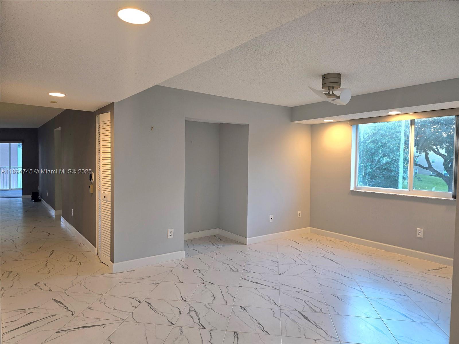 7440 Granville Dr #213, Tamarac FL 33321
