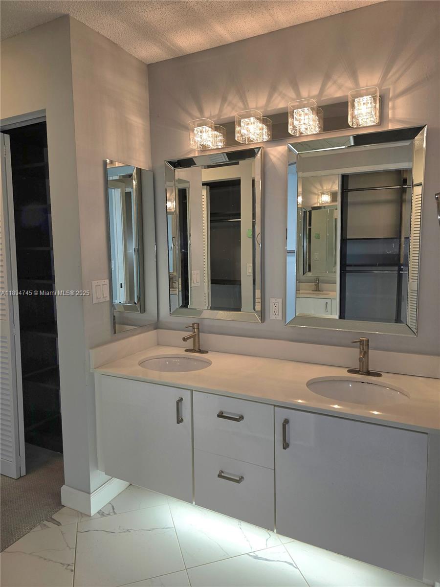 7440 Granville Dr #213, Tamarac FL 33321
