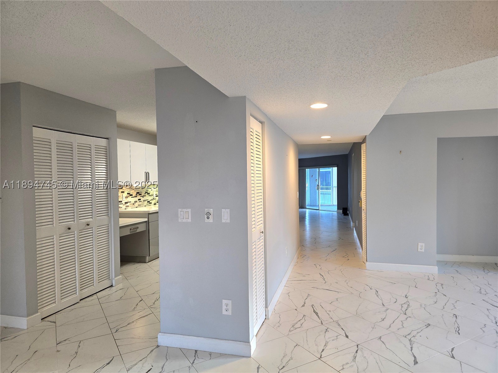 7440 Granville Dr #213, Tamarac FL 33321