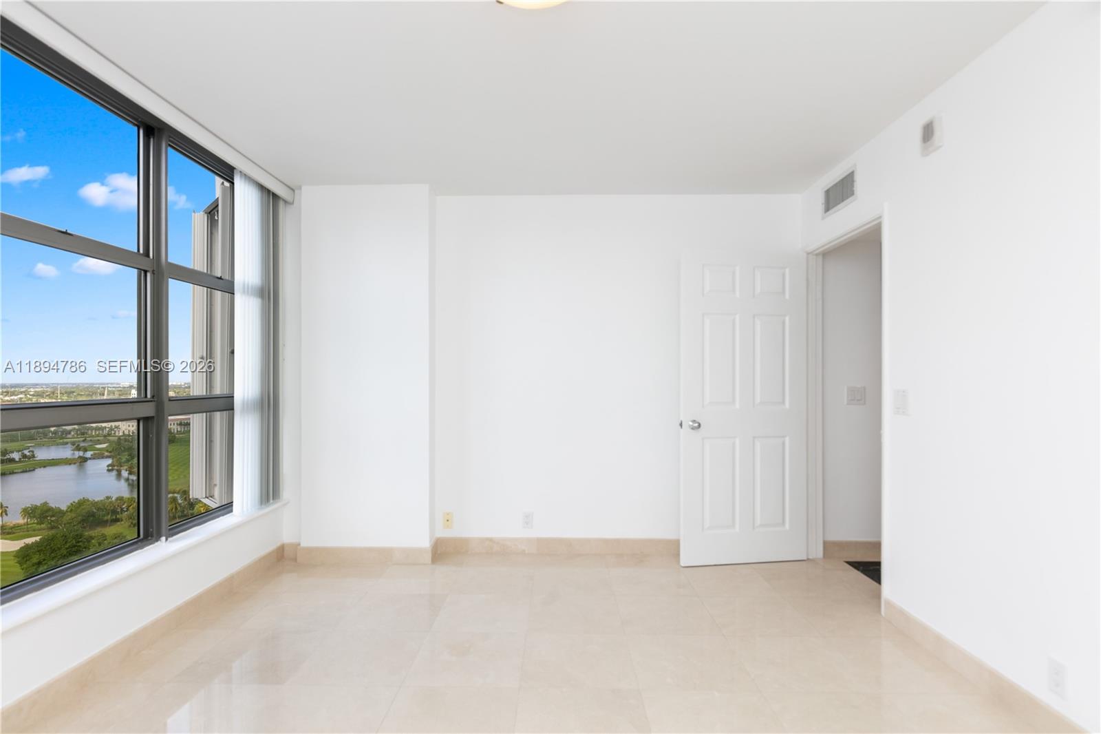 3400 NE 192nd St #LPH5, Aventura FL 33180