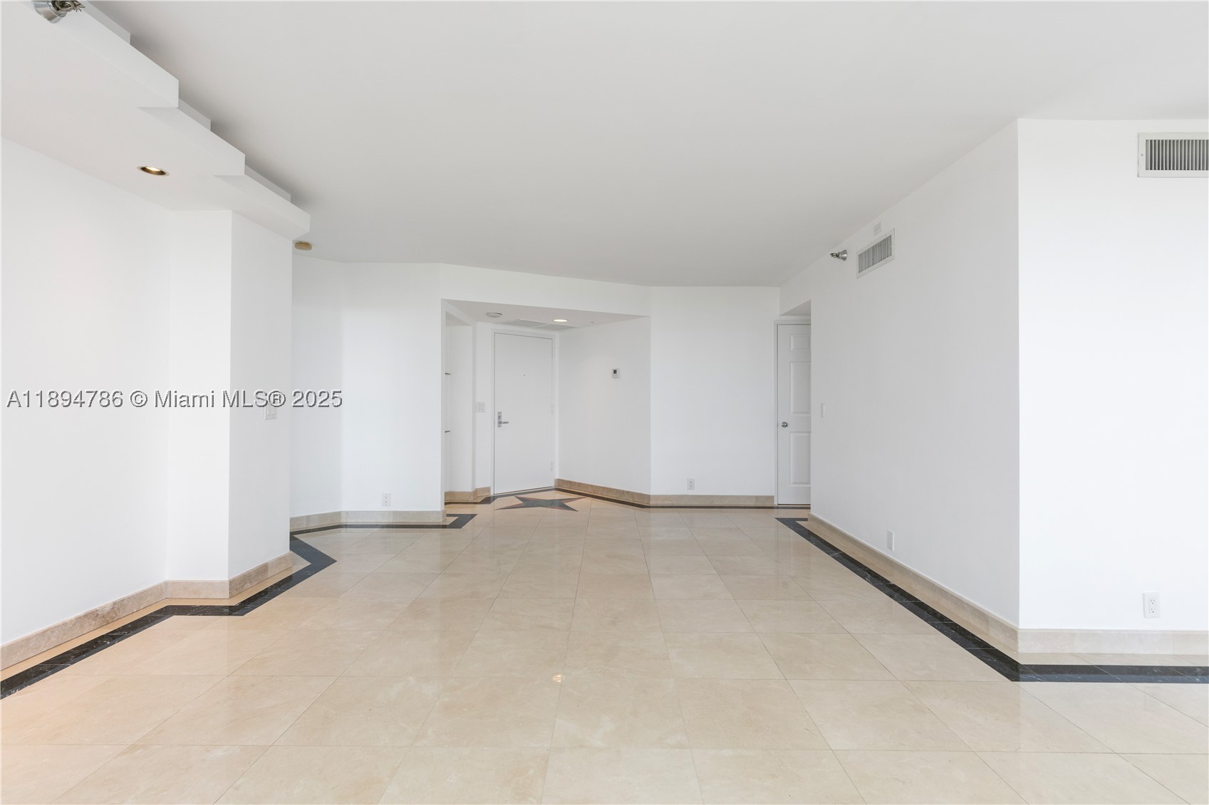 3400 NE 192nd St #LPH5, Aventura FL 33180