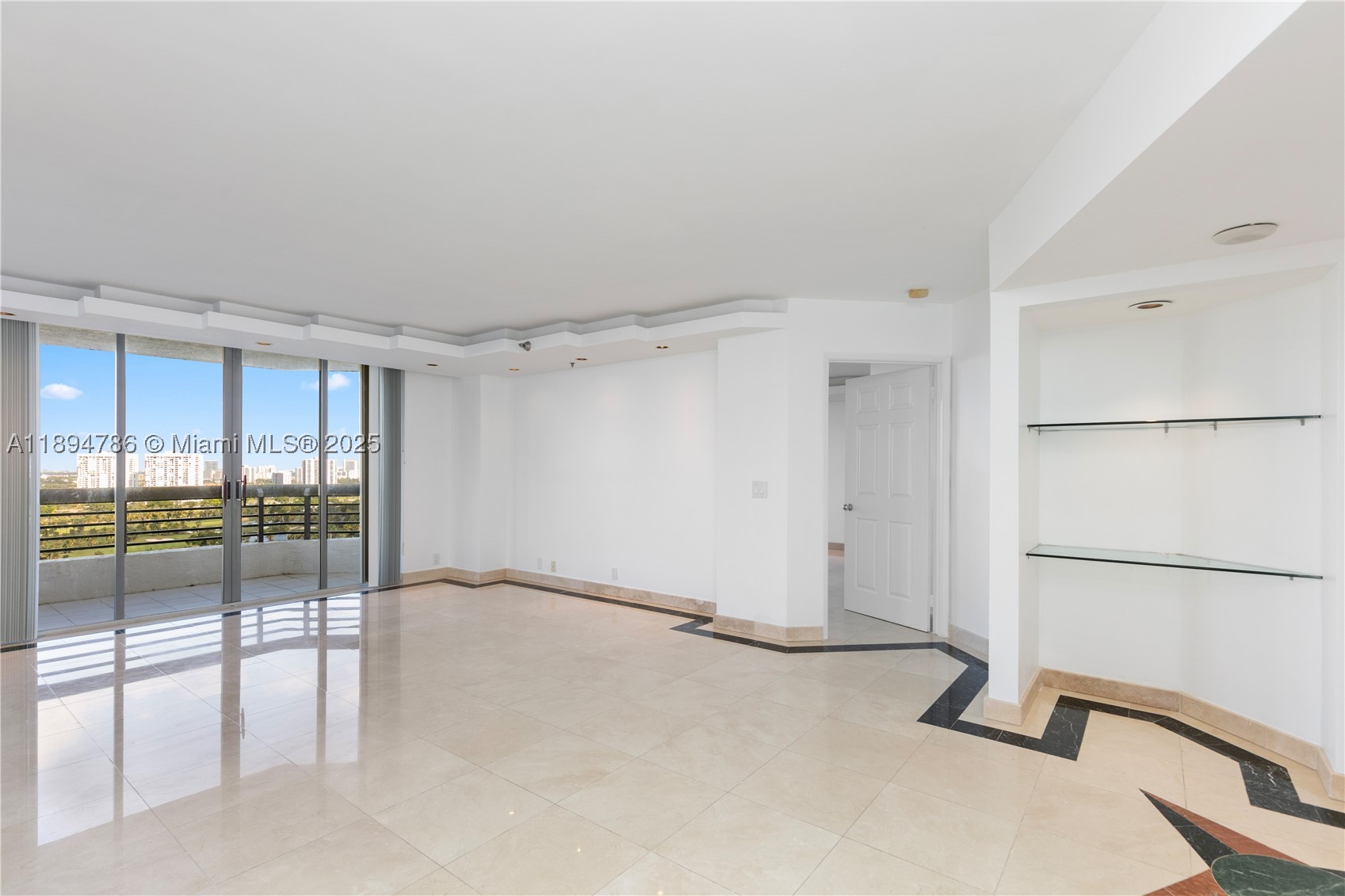 3400 NE 192nd St #LPH5, Aventura FL 33180