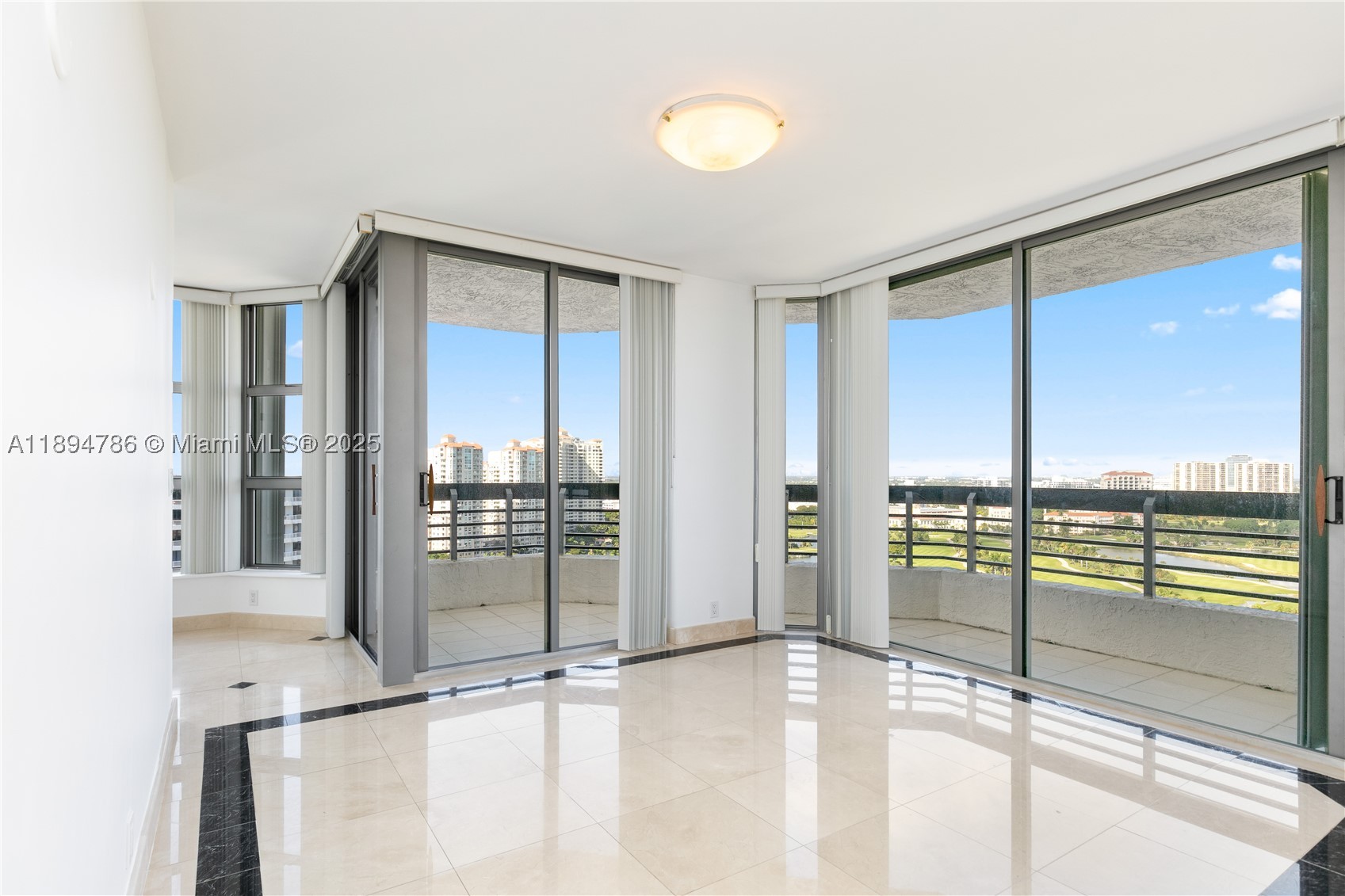 3400 NE 192nd St #LPH5, Aventura FL 33180