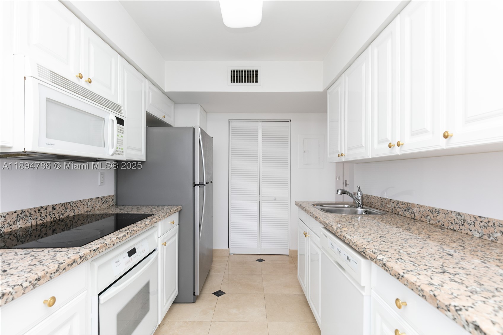 3400 NE 192nd St #LPH5, Aventura FL 33180