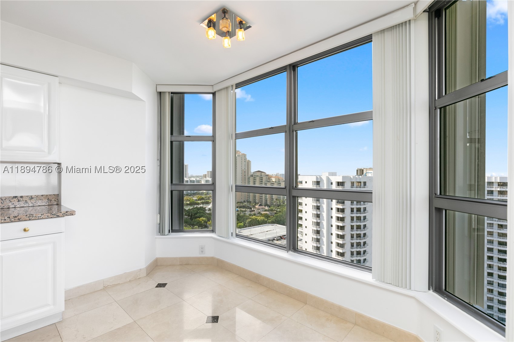3400 NE 192nd St #LPH5, Aventura FL 33180