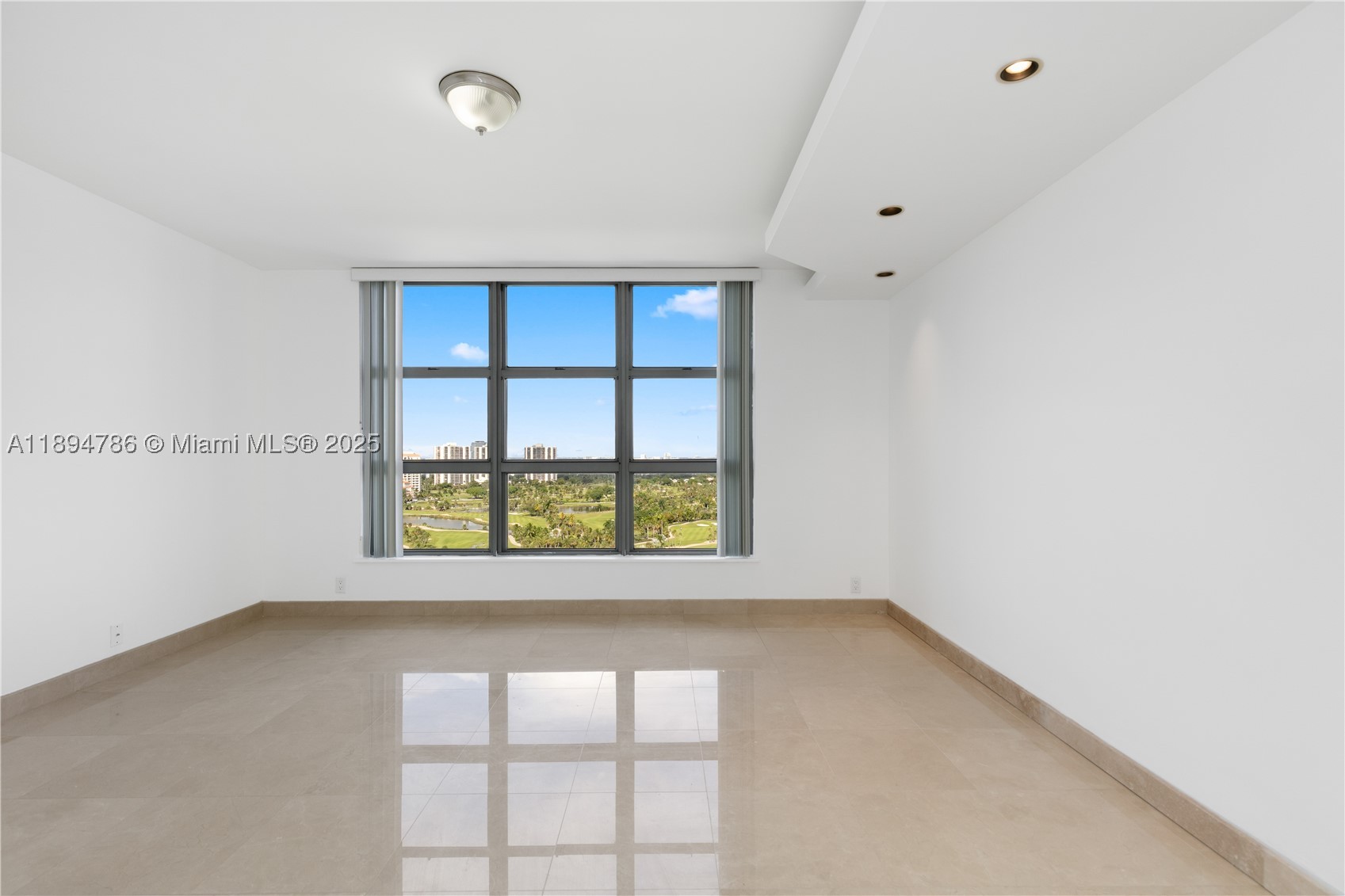 3400 NE 192nd St #LPH5, Aventura FL 33180