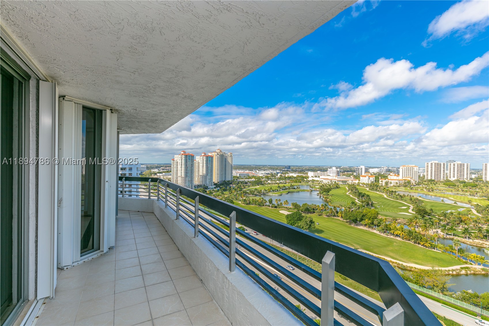 3400 NE 192nd St #LPH5, Aventura FL 33180
