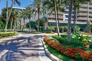 1 Grove Isle Dr #A804, Miami FL 33133
