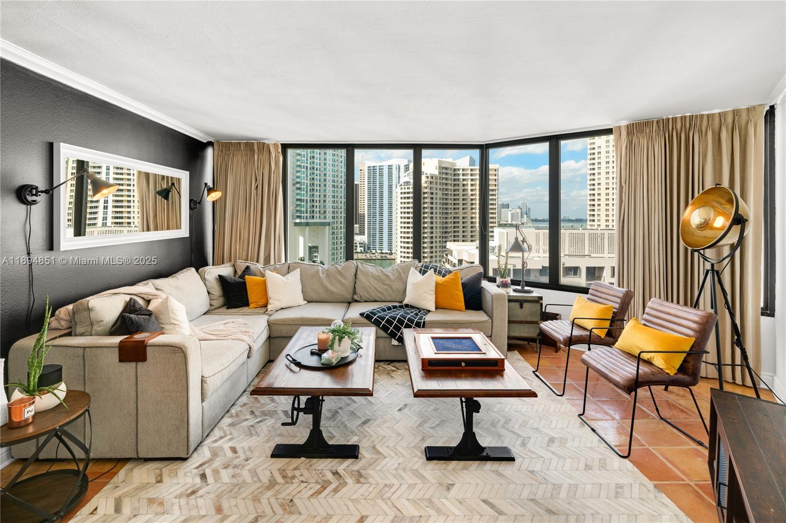 520 Brickell Key Dr #APH00, Miami FL 33131