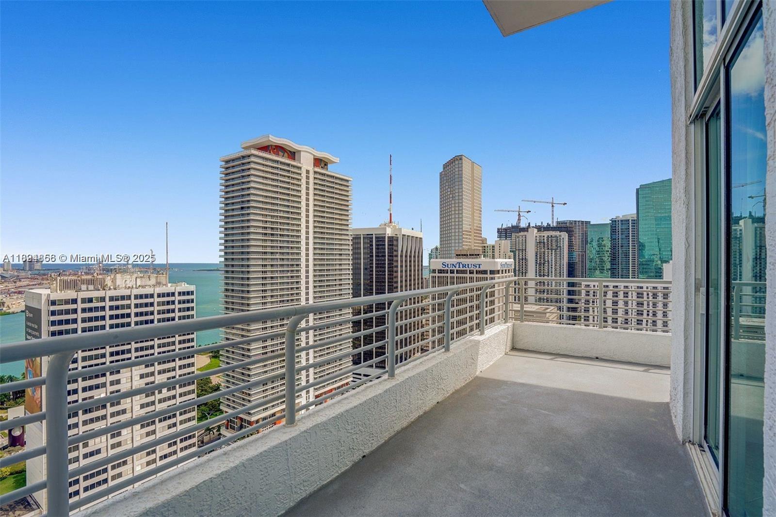 133 NE 2nd Ave #LPH3502, Miami FL 33132