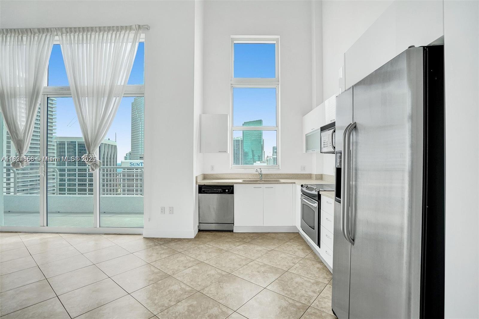 133 NE 2nd Ave #LPH3502, Miami FL 33132