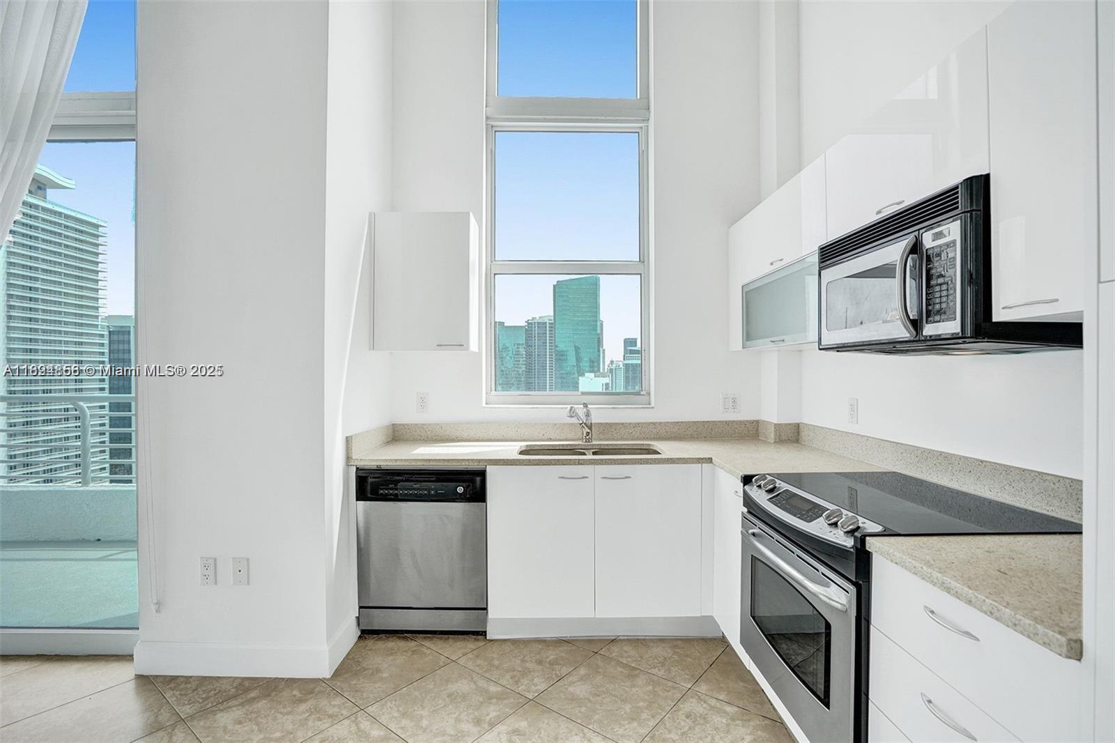 133 NE 2nd Ave #LPH3502, Miami FL 33132