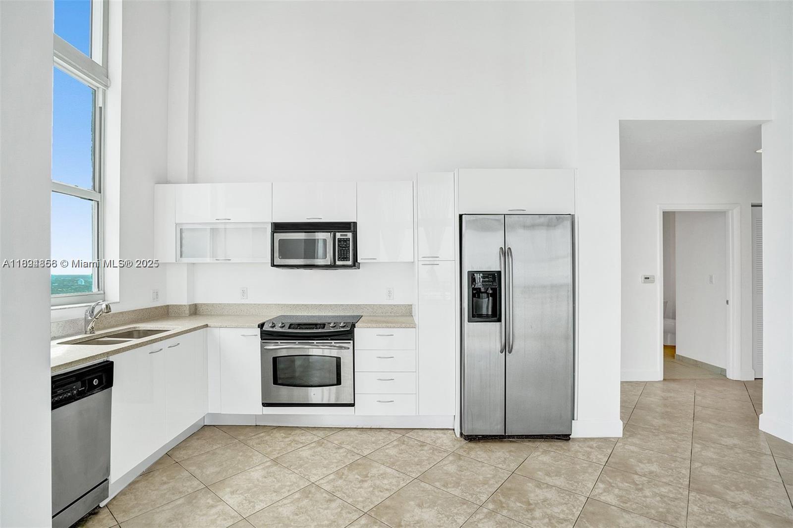 133 NE 2nd Ave #LPH3502, Miami FL 33132
