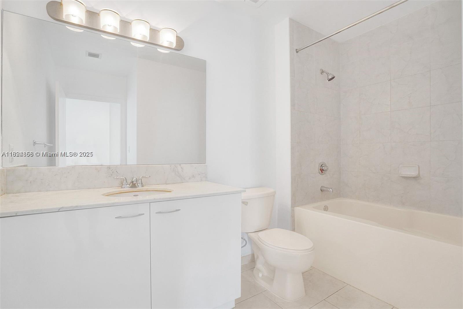 133 NE 2nd Ave #LPH3502, Miami FL 33132