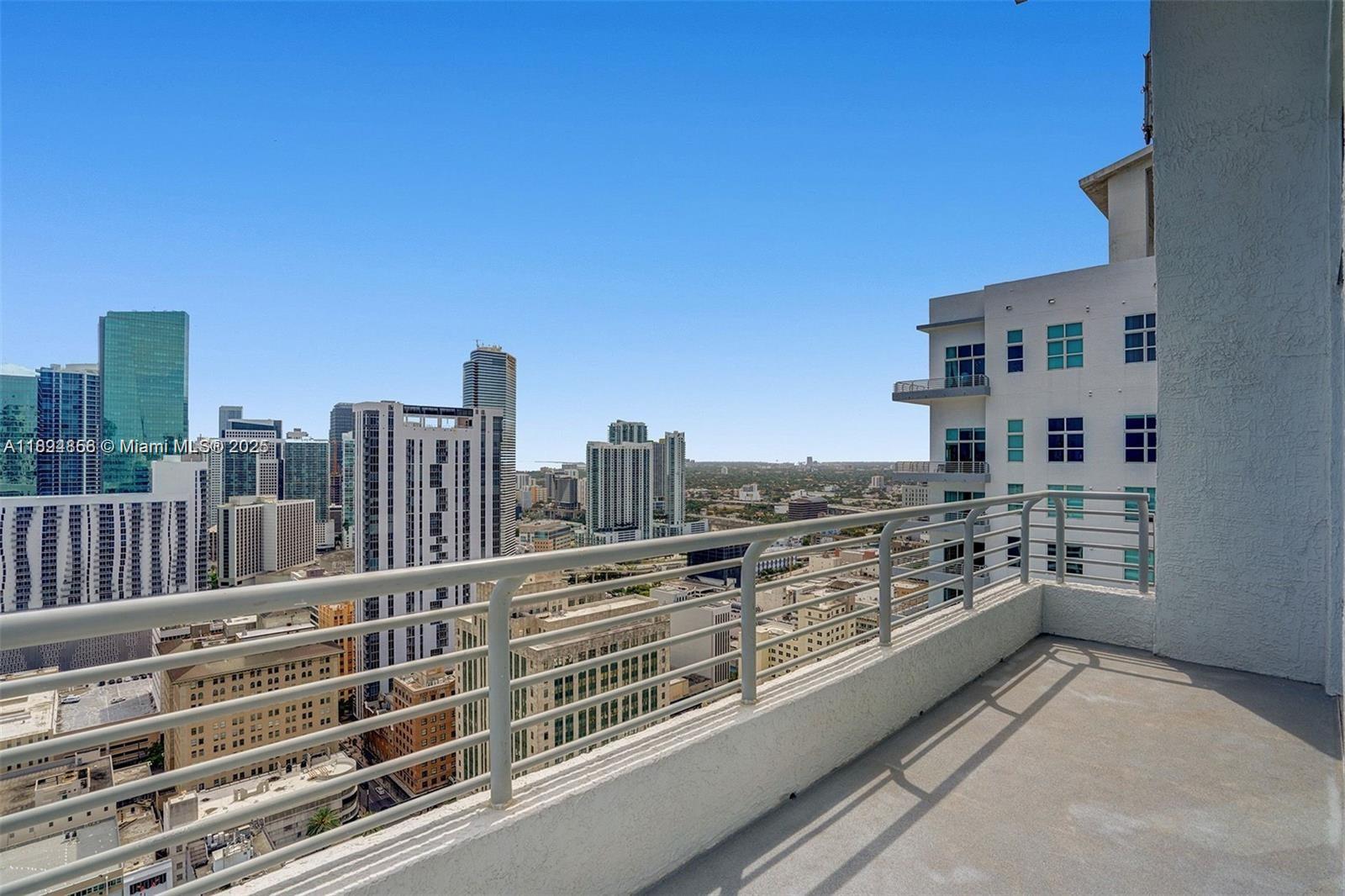 133 NE 2nd Ave #LPH3502, Miami FL 33132