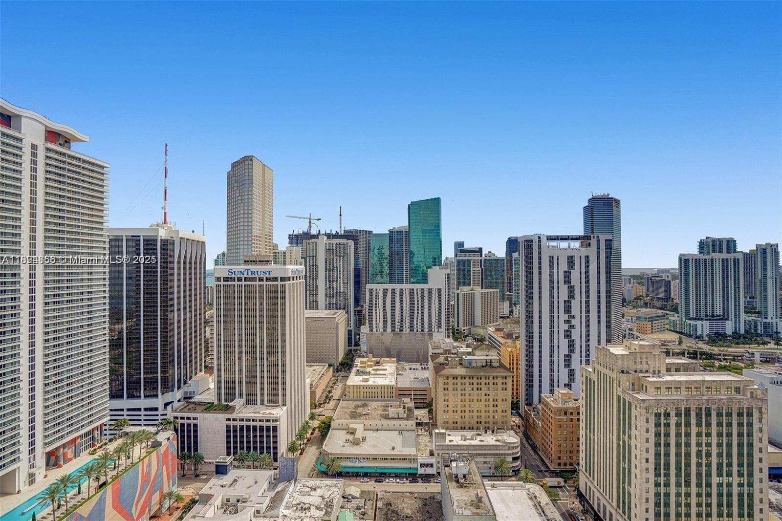 133 NE 2nd Ave #LPH3502, Miami FL 33132