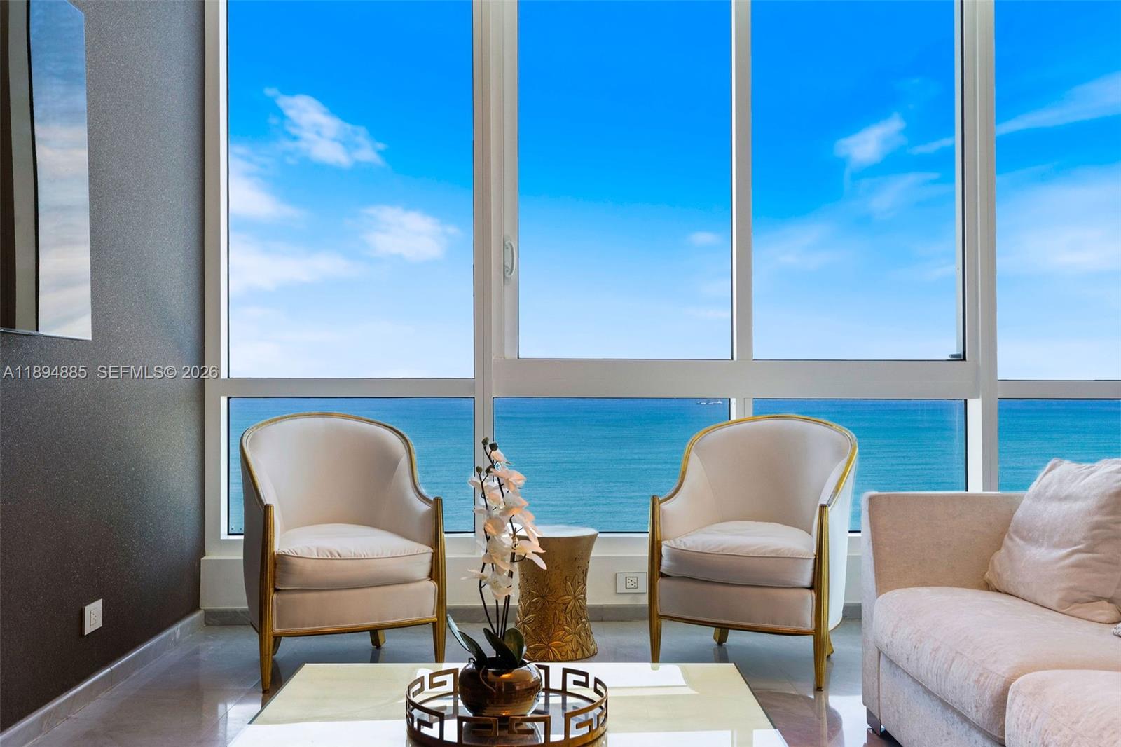 100 S Pointe Dr #2506, Miami Beach FL 33139