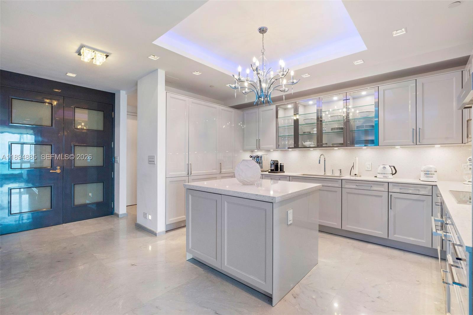 100 S Pointe Dr #2506, Miami Beach FL 33139