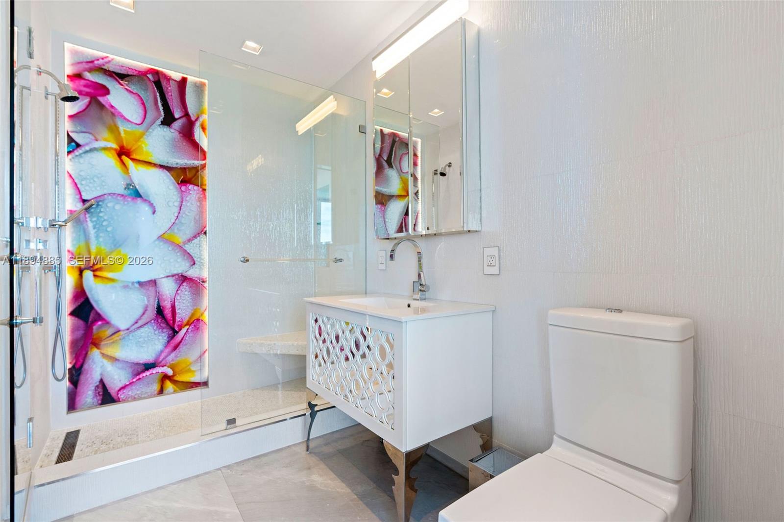 100 S Pointe Dr #2506, Miami Beach FL 33139