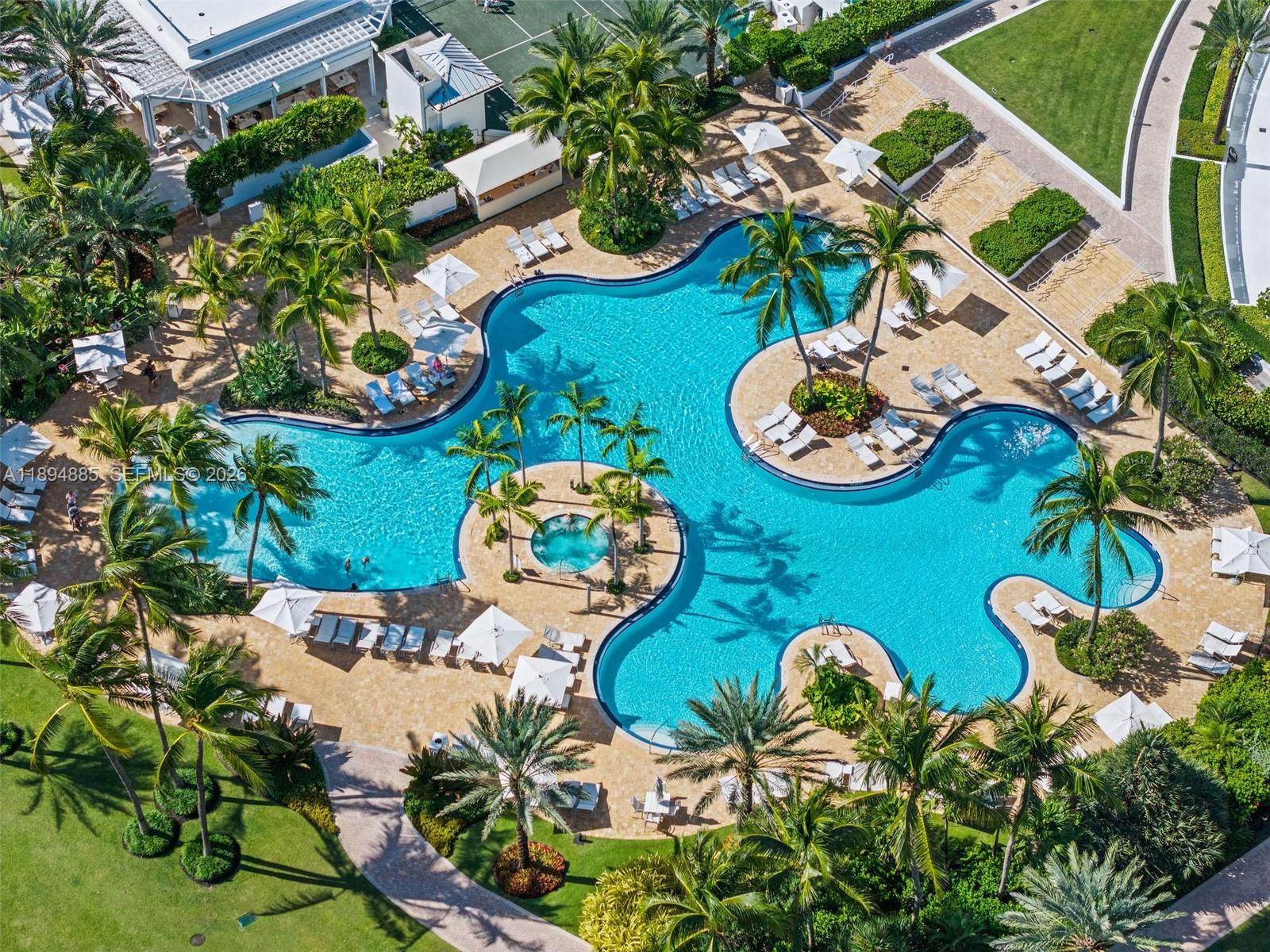 100 S Pointe Dr #2506, Miami Beach FL 33139