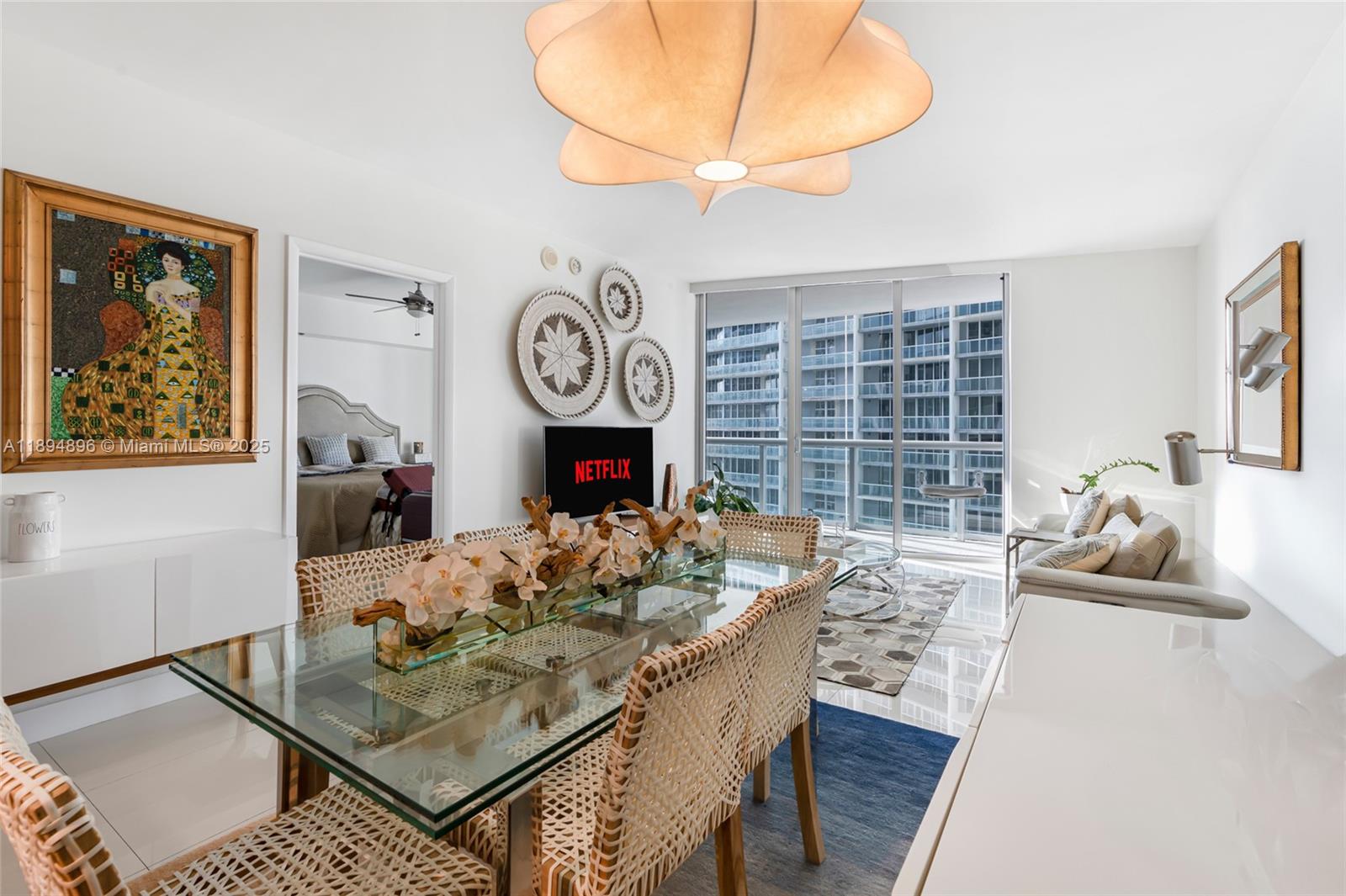 475 Brickell Ave #3111, Miami FL 33131