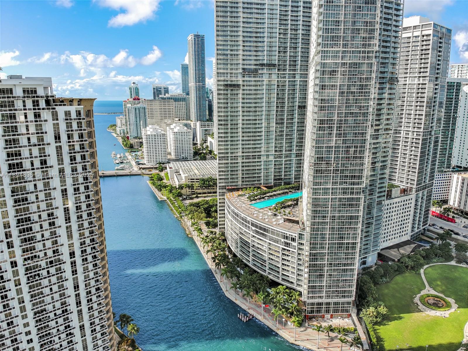 475 Brickell Ave #3111, Miami FL 33131