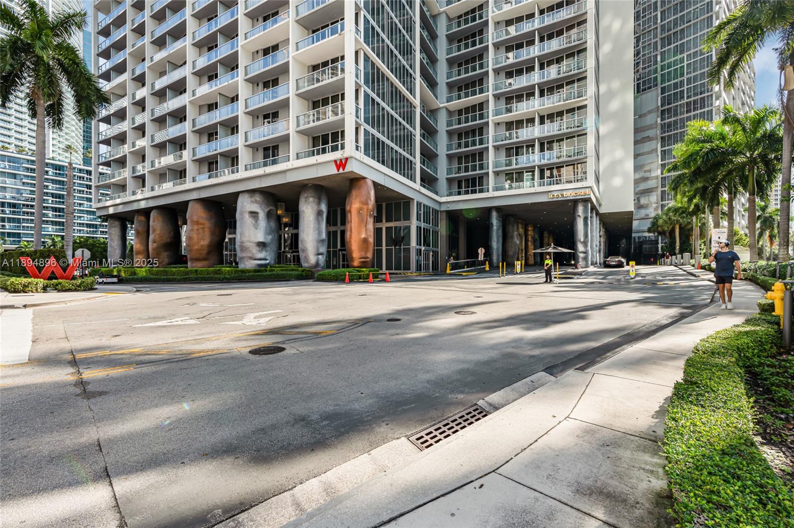 475 Brickell Ave #3111, Miami FL 33131