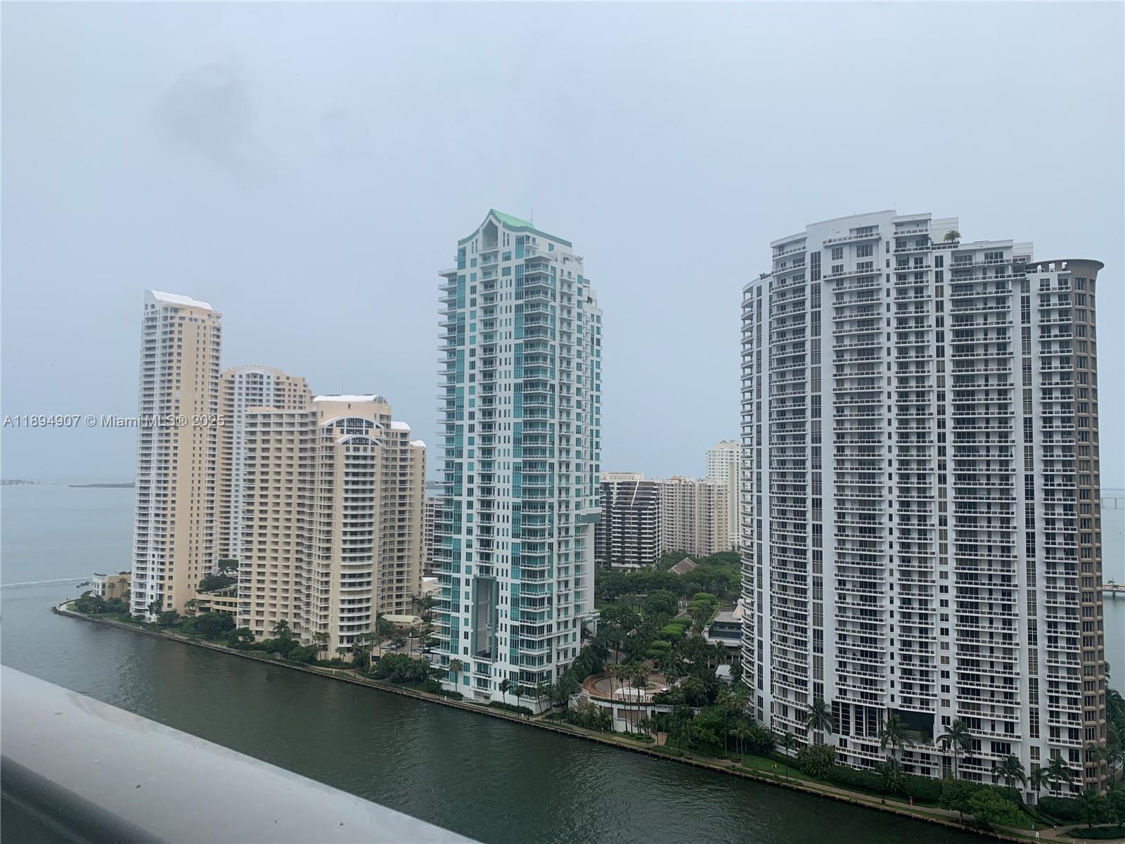300 S Biscayne Blvd #T-1908, Miami FL 33131
