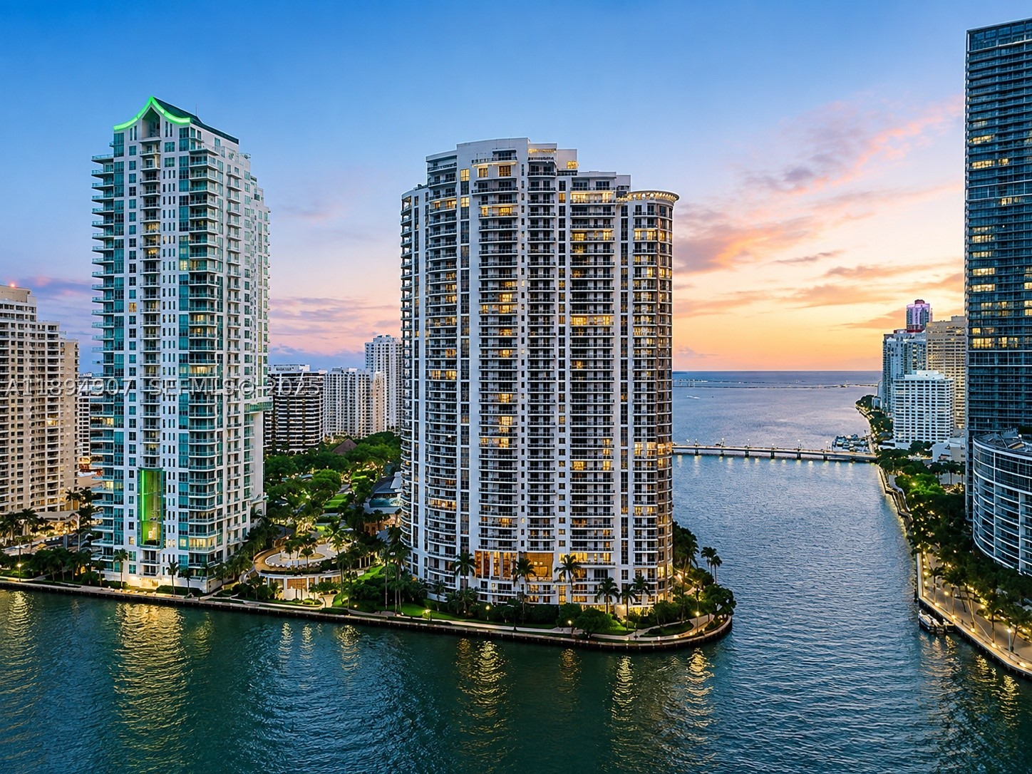 300 S Biscayne Blvd #T-1908, Miami FL 33131