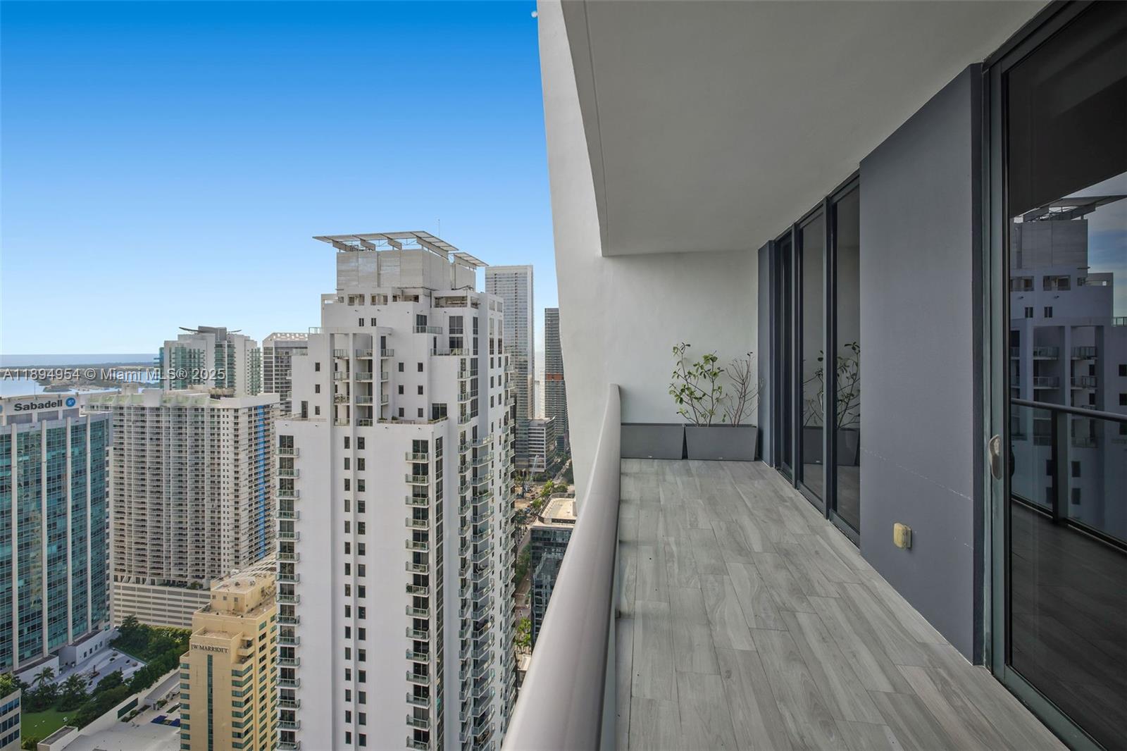 1010 Brickell Ave #4704, Miami FL 33131